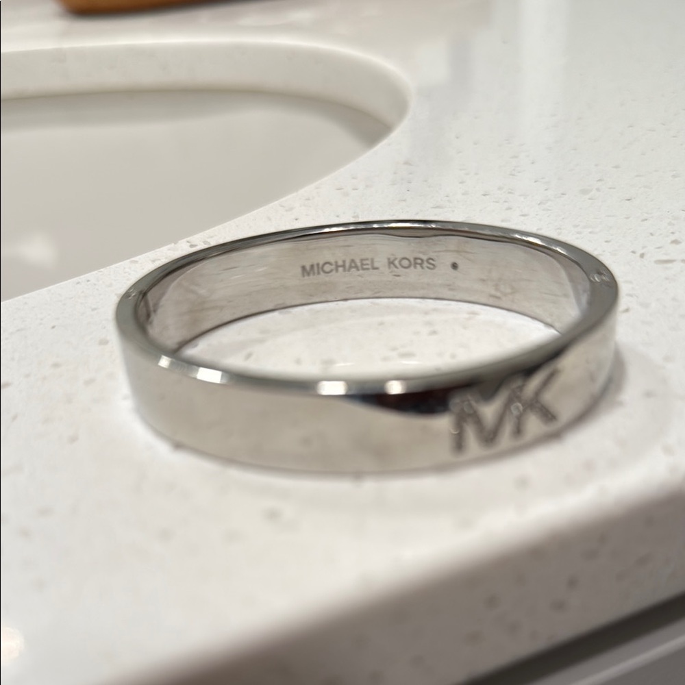 Michael Kors Shimmering Silver Logo Bracelet - Picture 3 of 6